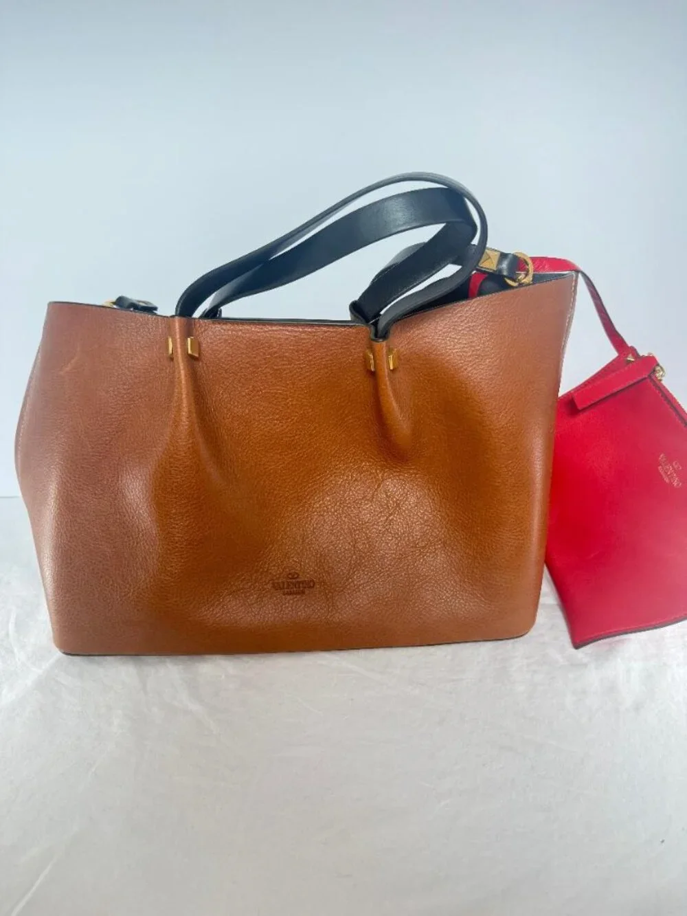 NWOT Valentino Garavani Medium VLOGO Escape Tote - Cognac Leather